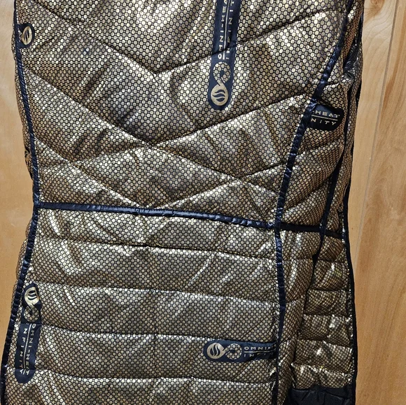 Women's Joy Peak Plush Novelty Puffer Jacket Size MEDIUM - Picture 4 of 7